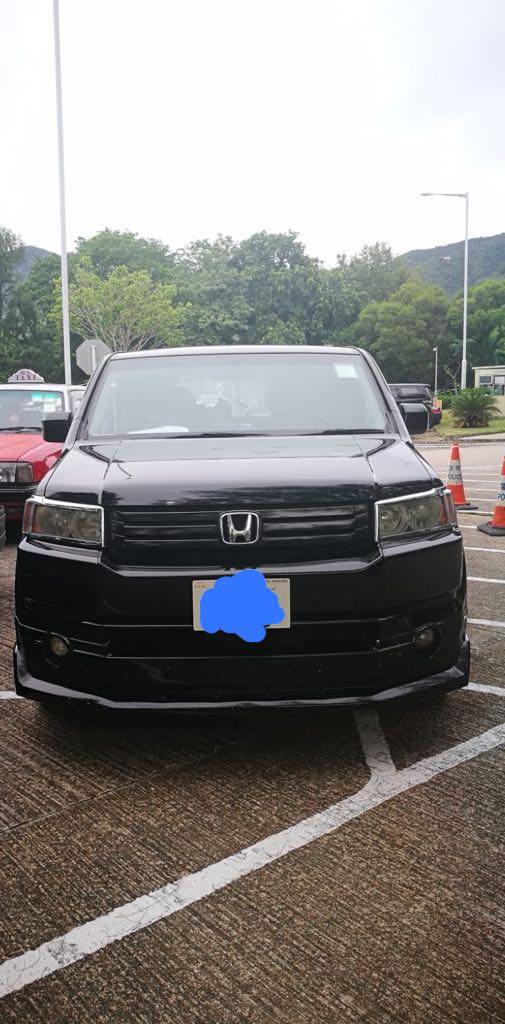 37歲男司機涉嫌停牌駕駛的私家車。警方圖片