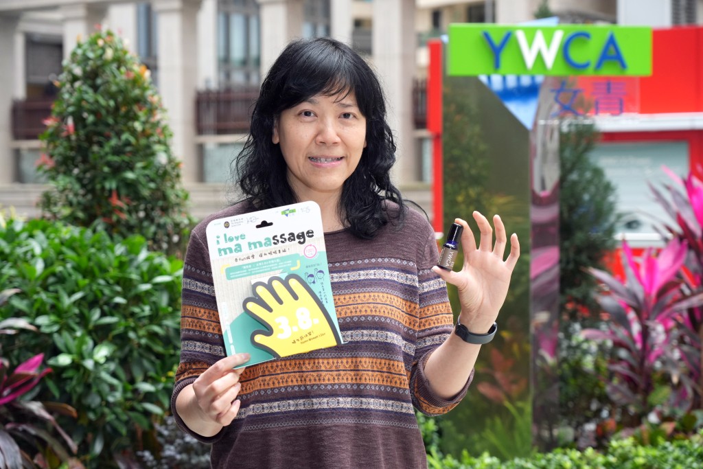 胡婉玲指出，婦女在家庭中的角色讓她們忽略自己的身、心、靈需要，建議女性學習關愛自己。女青供圖