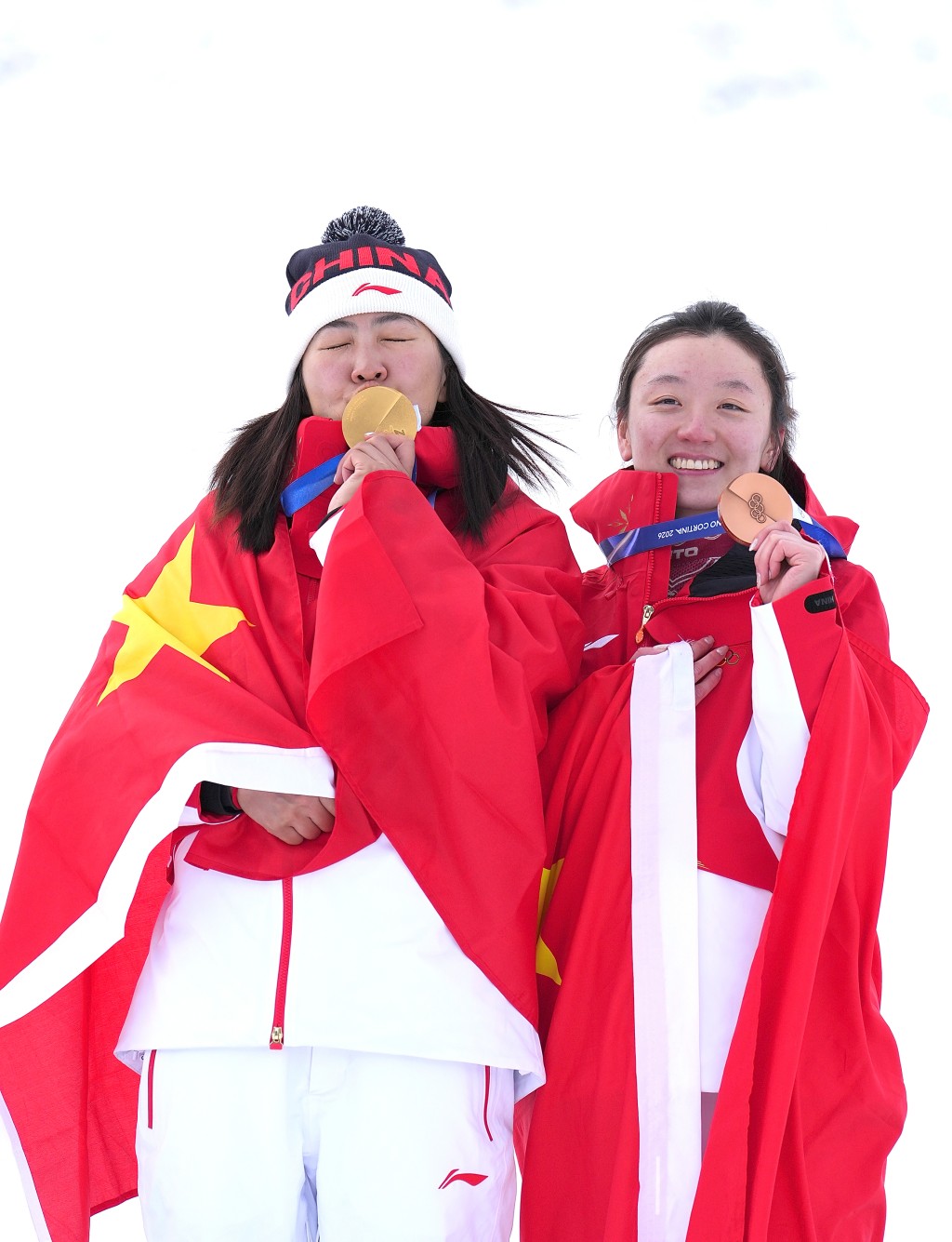 國家隊在自由式滑雪女子空中技巧奪一金一銅。新華社