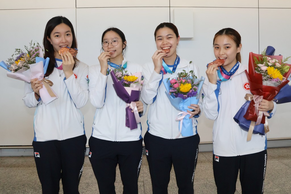 4位世大運女團銅牌功臣吳詠琳（左起）、李凱敏、江芷林及黃凱彤。徐嘉華攝