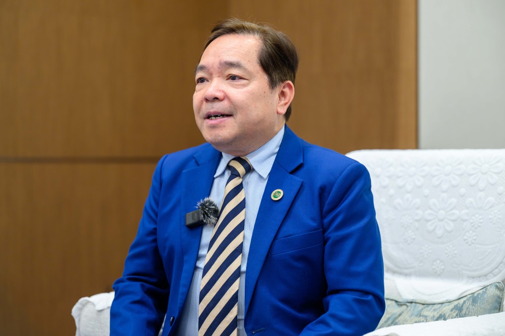 恒生大學常務暨學術及研究副校長莫家豪。資料圖片