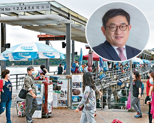 程鼎一(小圖)指,「旅遊就在香港」計劃已有超過1萬家商戶參與。 資料圖片