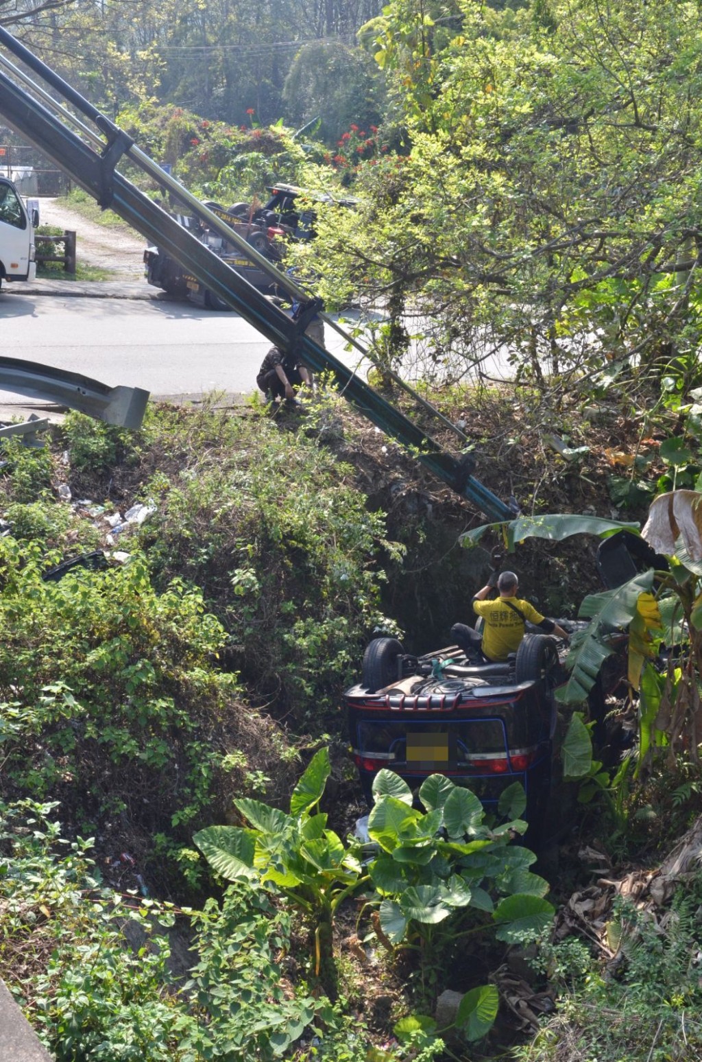 涉事私定車「反肚」。林思明攝