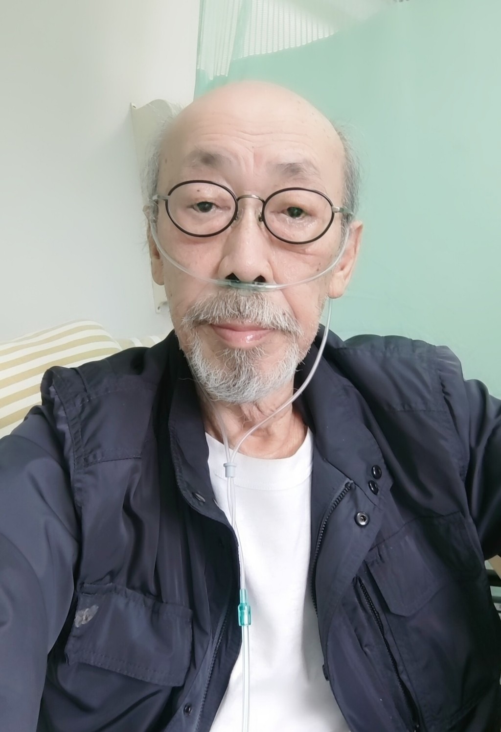 從馮淬帆在5月30日發布的帖文及其近照可見,他當時剛出院不久,但坦言「不算完全康復」。 從馮淬帆在5月30日發布的帖文及其近照可見,他當時剛出院不久,但坦言「不算完全康復」。