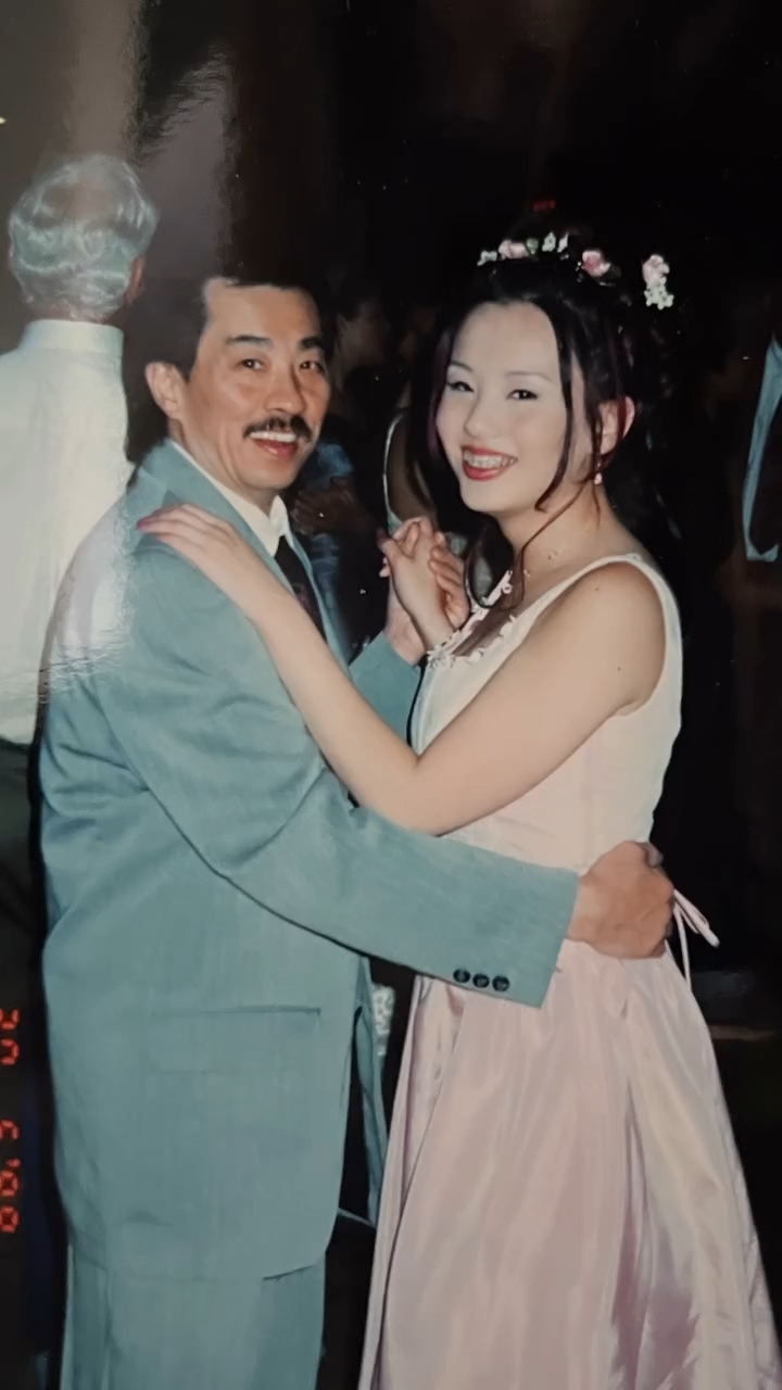 楊洛婷感恩爸爸可以參與每一個重要時刻。 楊洛婷感恩爸爸可以參與每一個重要時刻。