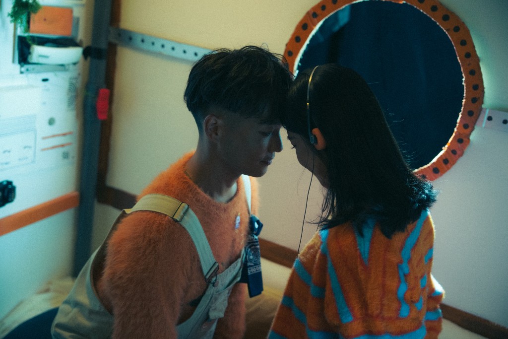 「半肥瘦」推出最新單曲《雙子遇上天蠍座》延續5年前歌曲《蘑菇》的故事。