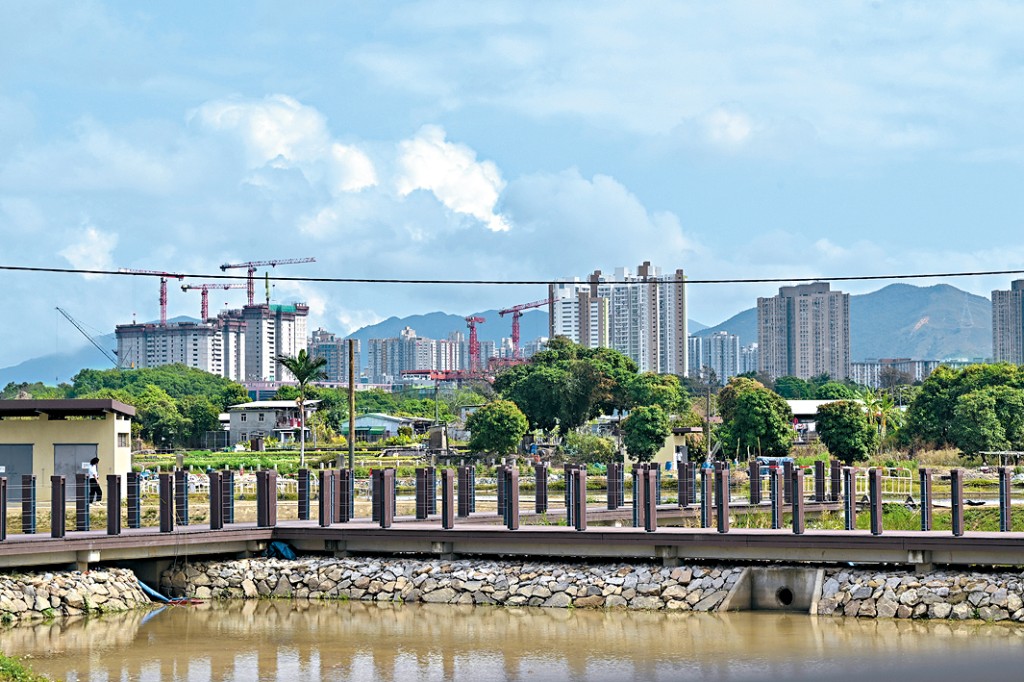 港鐵與政府就北環綫項目簽訂協議,有望提振市場對北部都會區發展的信心。