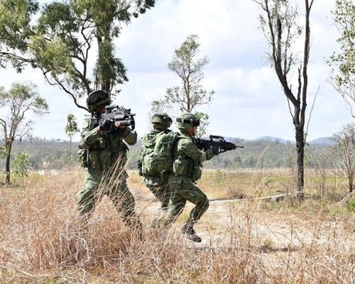 新加坡將暫停所有大型海外演習。MINDEF