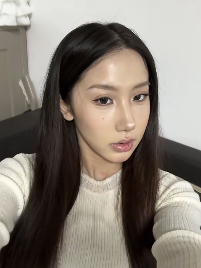 “嘻嘻徐宝”25岁因胃癌病逝，她生前多次以其不良生活习惯，提醒网友注意健康。