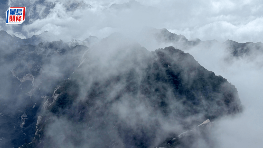 昇哥打卡｜華山西峰︰雲端上的奇峰美景