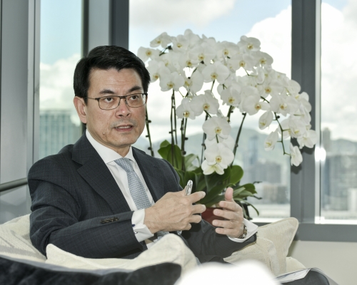 商務及經濟發展局局長邱騰華。資料圖片