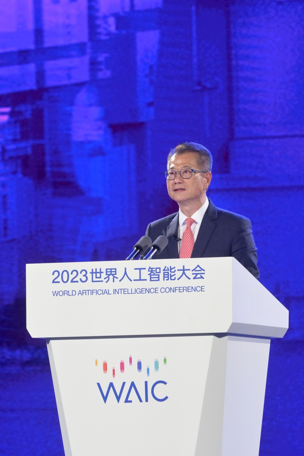 陳茂波表示，香港在支持人工智能發展可以作出三個方面的獨特貢獻。