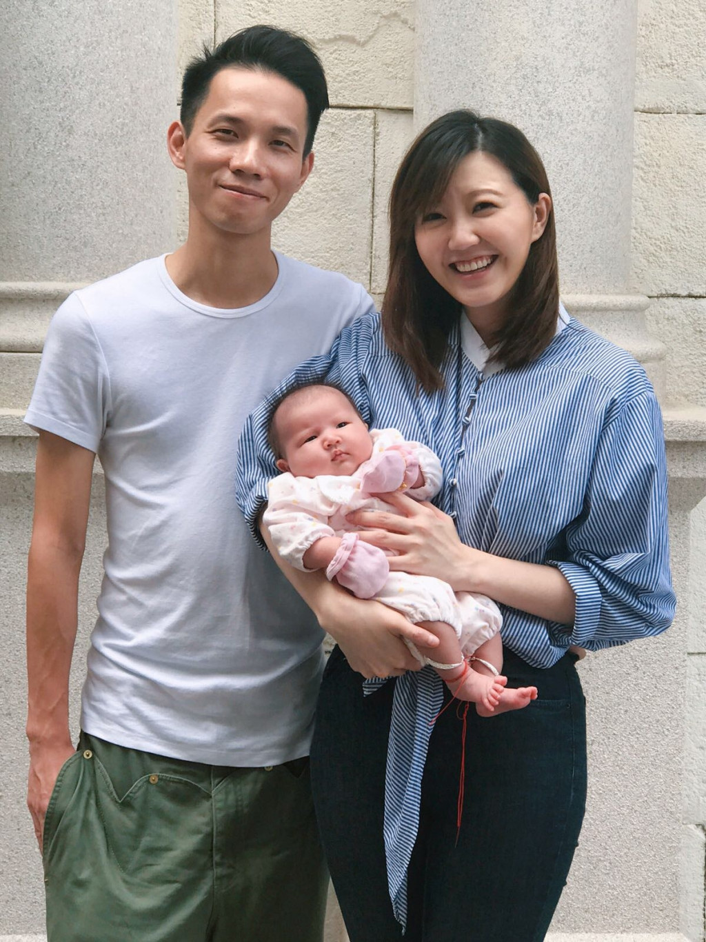 吴若希于2017年4月23日，诞下女儿，乳名为“淼淼”。