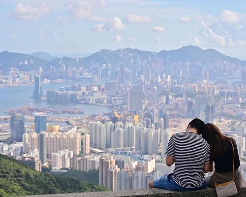 全球氣候危機逼在眉睫，本港早前更經歷有記錄以來最熱9月。