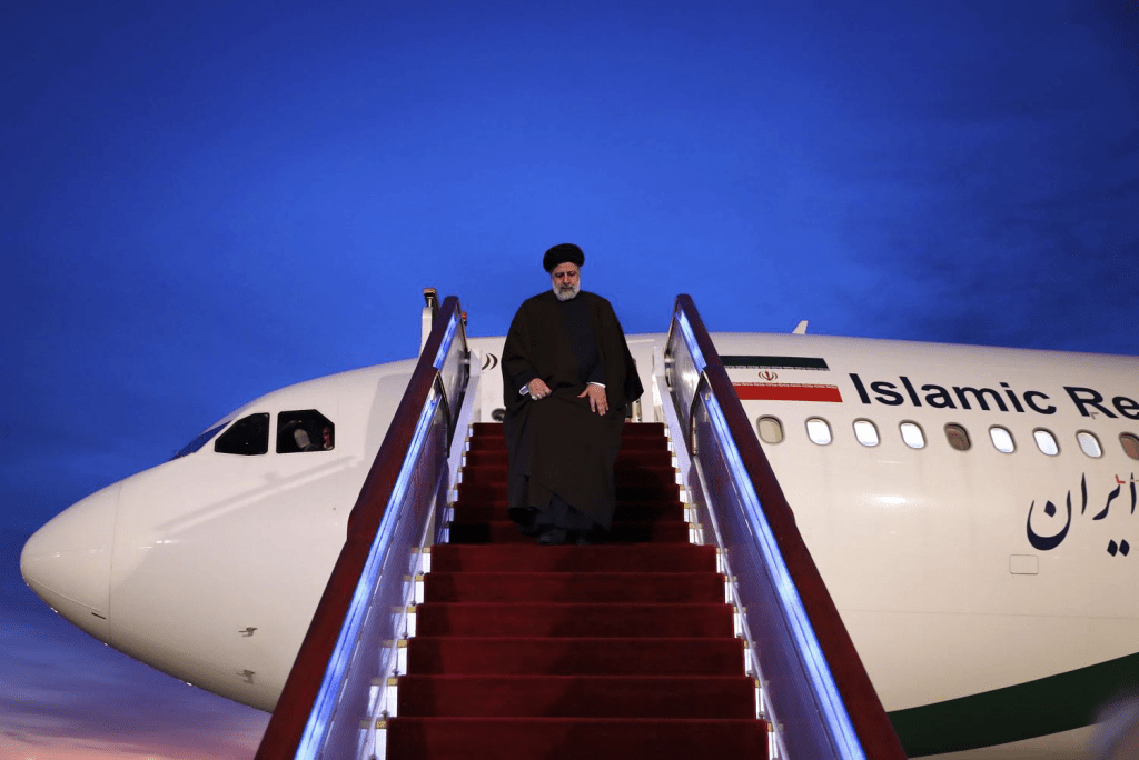 伊朗总统莱希周二抵达北京。 美联社