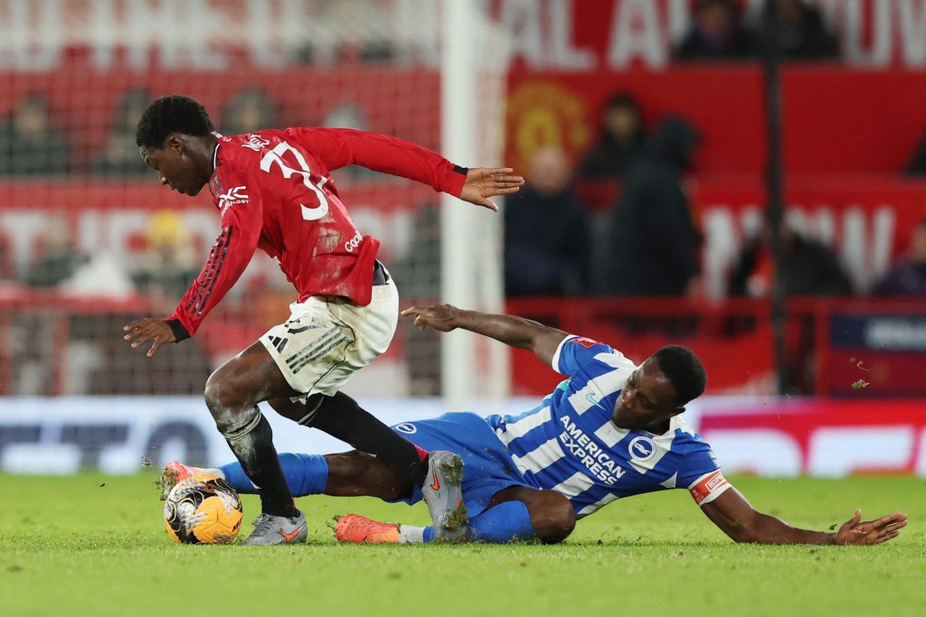 明奈势成曼联易帅得益者。路透社