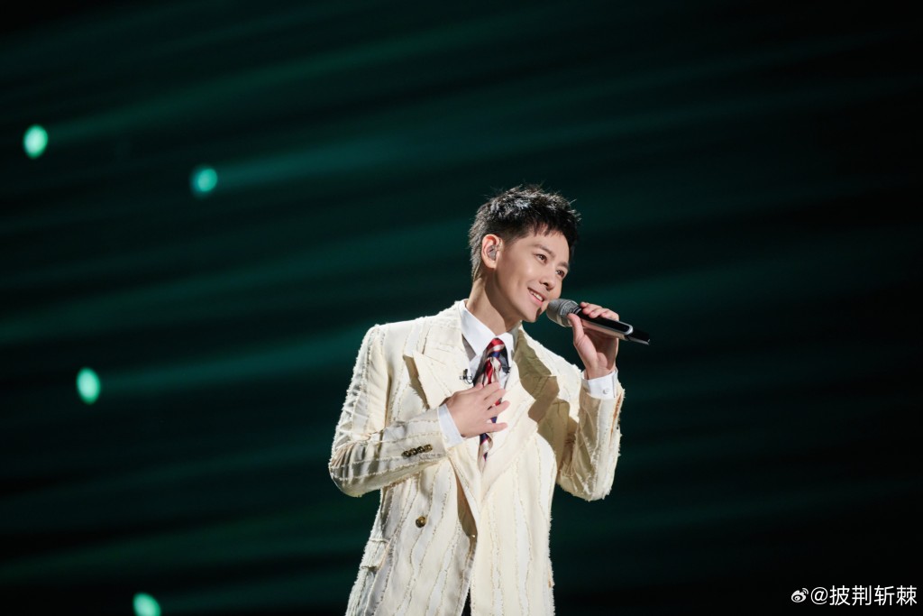 林志穎在節目中演唱出道作《十七歲的雨季》。