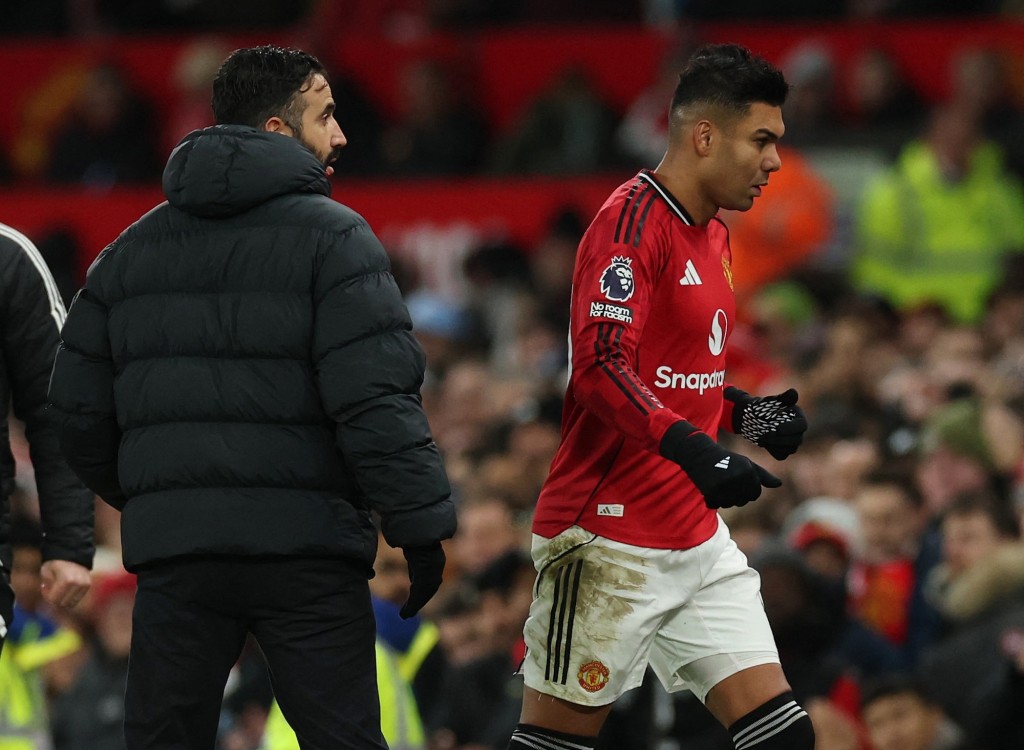 卡斯米路被换走时感到意外。路透社