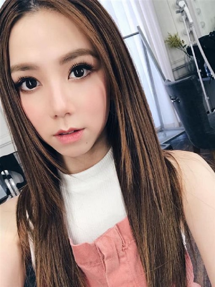 鄧紫棋（G.E.M.）的《光年之外》點擊率超越原位居首位的周杰倫《告白氣球》。網上圖片