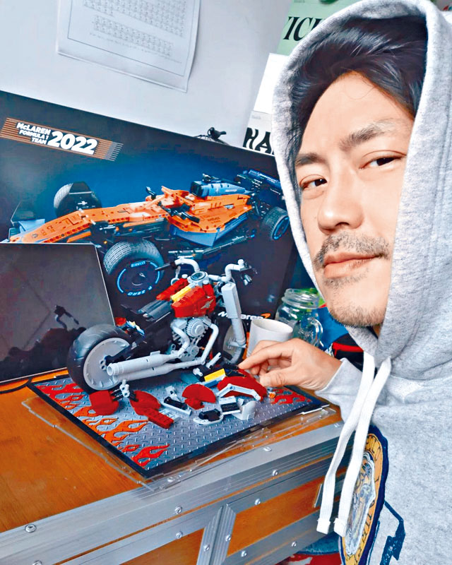 森美無得剪髮又無得騎電單車,難怪要砌下模型放鬆。