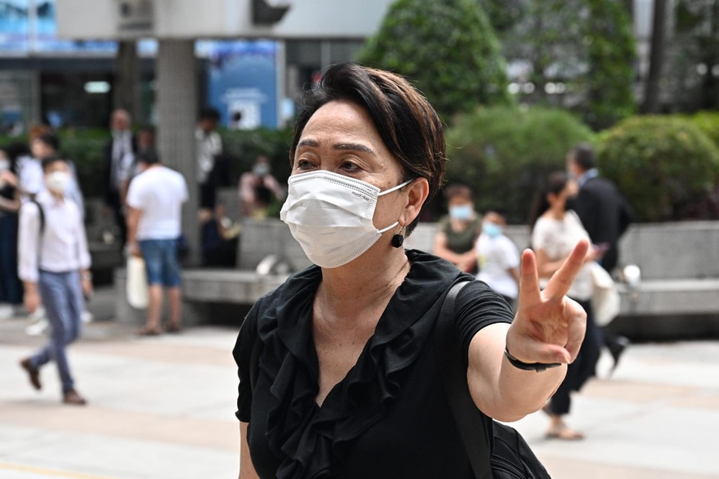 劉慧卿到庭旁聽