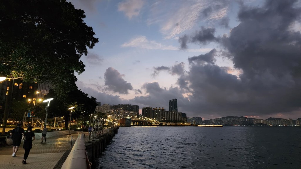 黎志偉攝