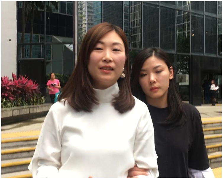 杜穎楠的胞姊杜穎雯（白衣）。劉曉曦攝