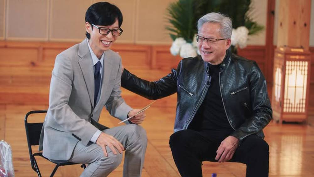 黄仁勋在《刘QUIZ ON THE BLOCK》畅谈创业历程及AI未来。 IG@youquizontheblock