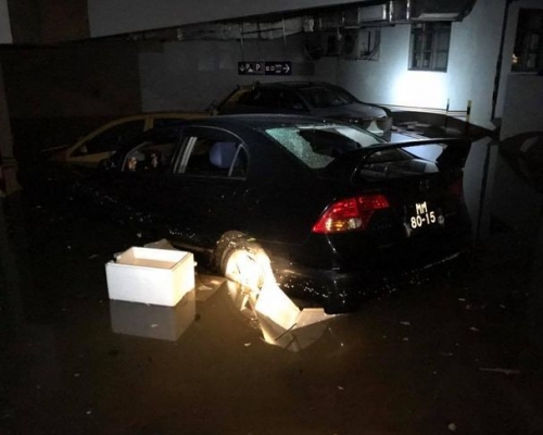 澳門多個停車場水浸。網上圖片
