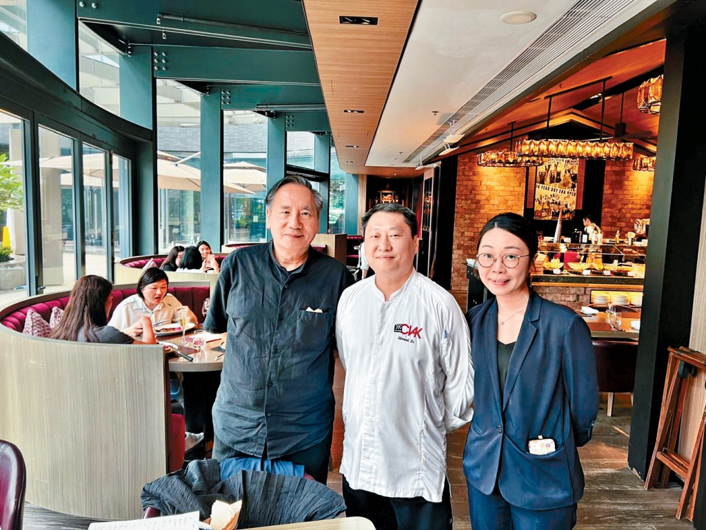 跟Ciak行政大廚Edmund及經理Nicole合照