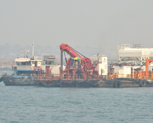 機場三跑填海工程。 資料圖片