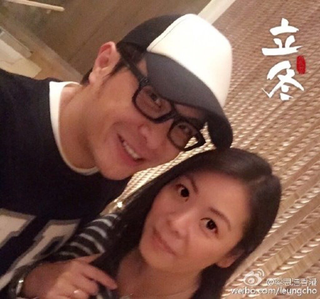 韋家雄的妹妹是電視台監製。 韋家雄的妹妹是電視台監製。