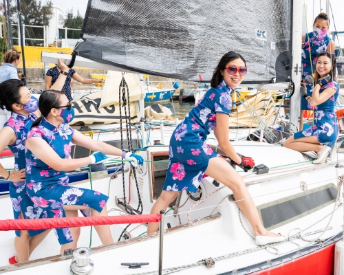 Hombre号船员以旗袍造型上阵，战衣更是船长林丽茹特意用有弹性的丹宁布料亲自为船员缝制。相片由香港游艇会提供