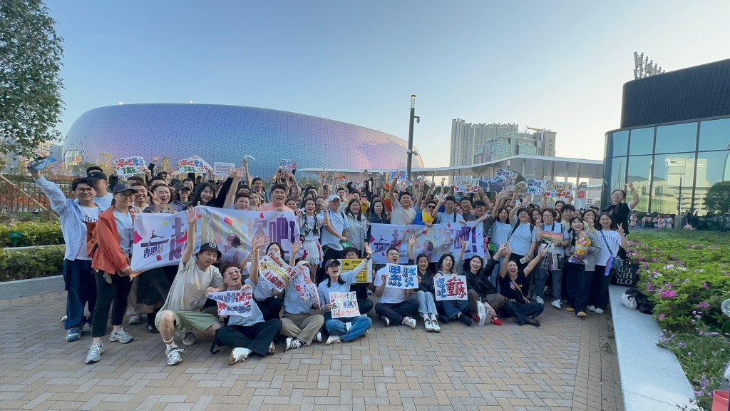 孫燕姿啟德開騷兩場爆滿 帶動消費人流增兩至三倍 歌迷：「像大型嘉年華」。