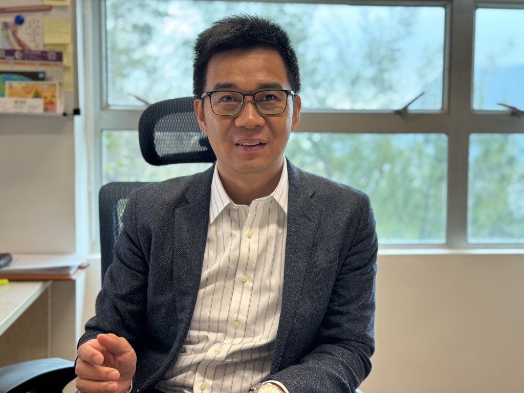 中大地球與環境科學系教授楊宏峰。 中大地球與環境科學系教授楊宏峰。