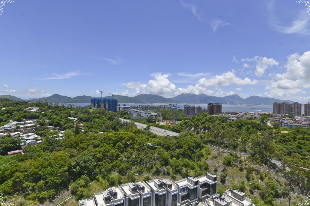 住戶可享多角度園景和海景。