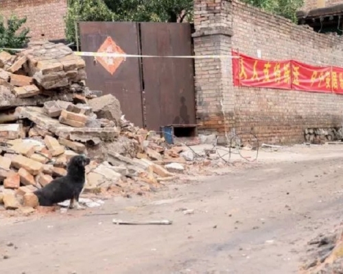 太原當局以高額限時搬遷獎金，吸引當地村民儘快搬遷（網上圖片）