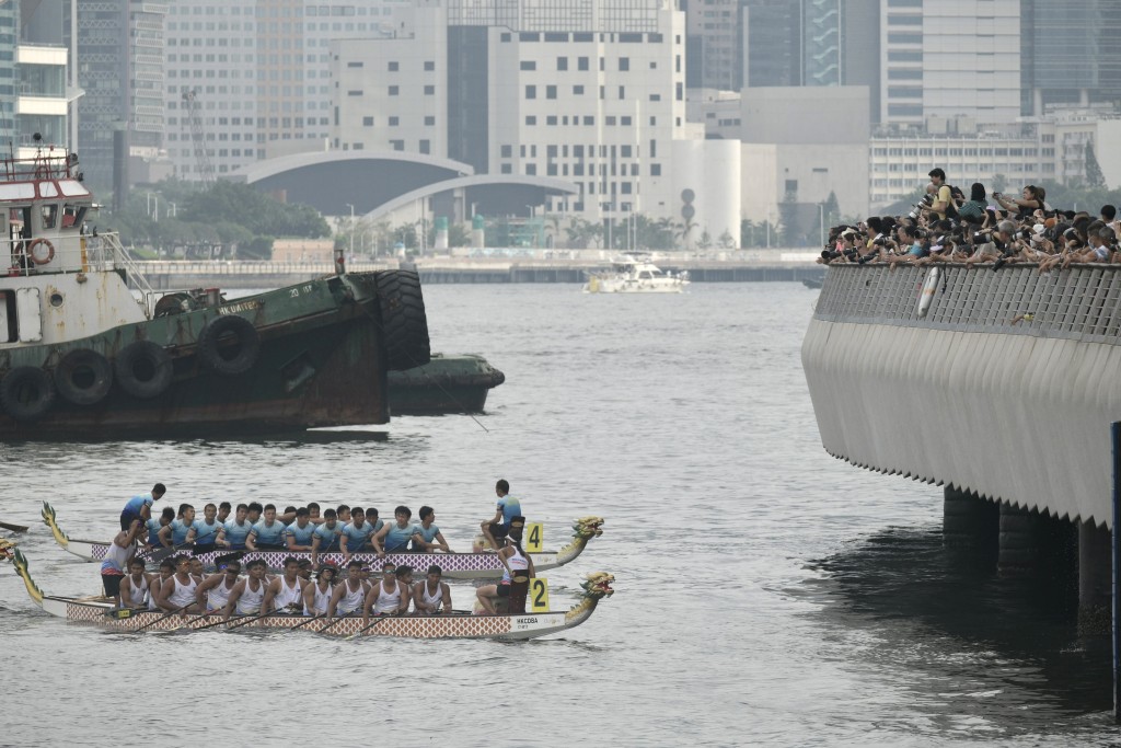 「香港国际龙舟邀请赛」将于有超过170支队伍和4000名选手参与。资料图片