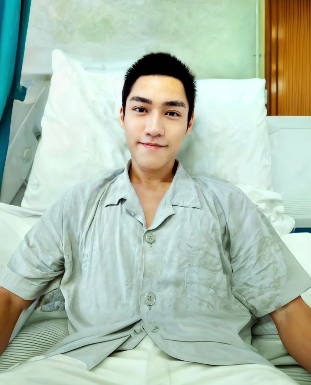 文頌男亦有在社交平台發文透露他在醫院：「短期內出唔到院，身體情况好差。」
