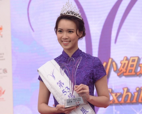 由代表「威馬企業有限公司」的梁桂儀（2號）奪魁。