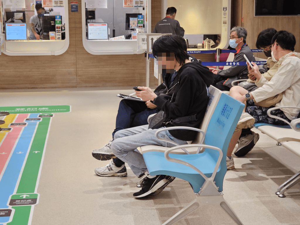 店主手部受傷送院。 店主手部受傷送院。