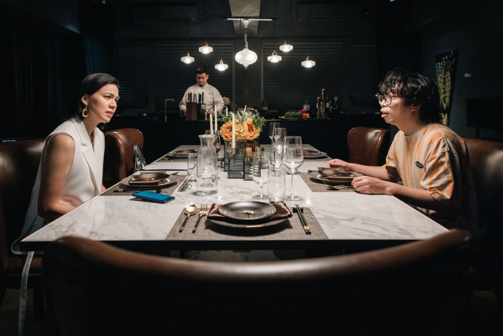 韋羅莎跟騙徒的對話內容，是黃浩然親身經歷。