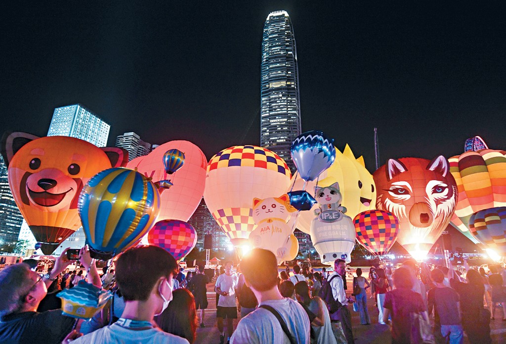香港國際熱氣球節主辦方宣布全額退款,仍難平息爭議。
