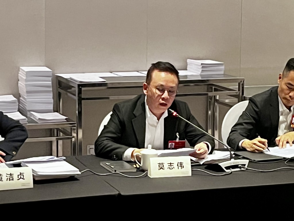 澳區全國政協委員莫志偉表示，全國政協工作報告「文本不多但內容豐富而實在」，讓他深受鼓舞。