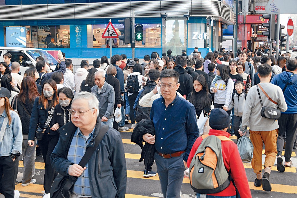 政府透過「新資本投資者入境計劃」，致力吸引資金及人才來港。
