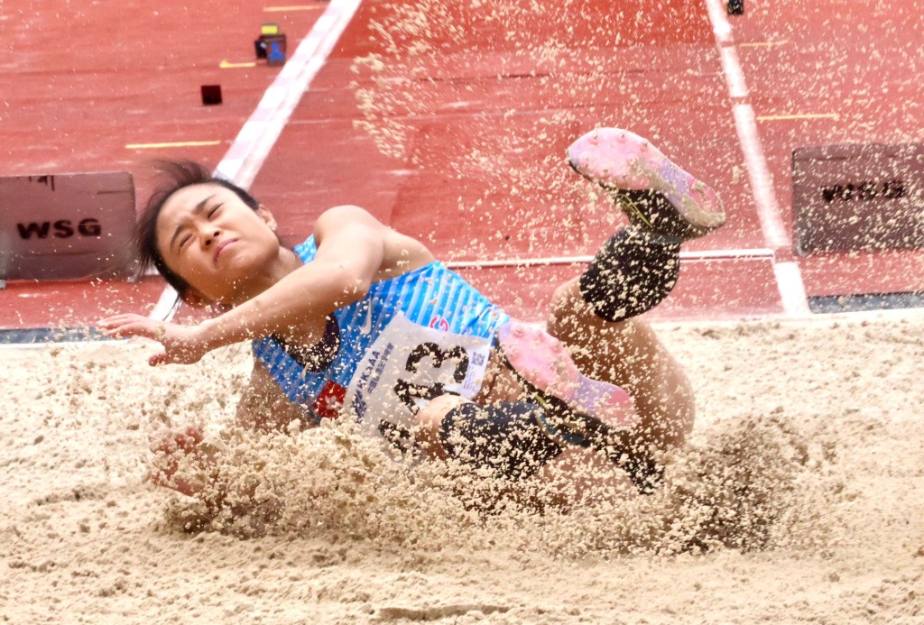 俞雅欣女子跳遠平場地紀錄。徐嘉華攝 俞雅欣女子跳遠平場地紀錄。徐嘉華攝