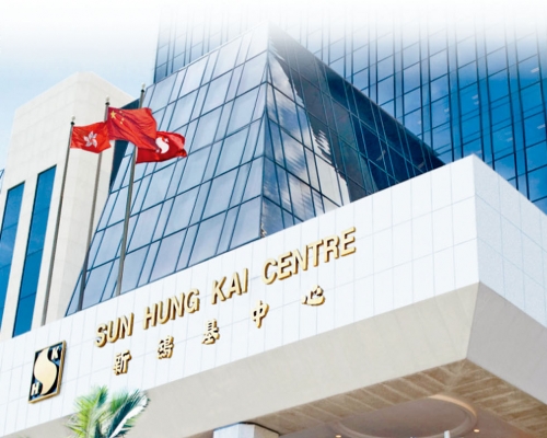 新鴻基地產5名郭氏家族成員作出自願申報，在15日，增持新地45萬股，涉資4801萬元。