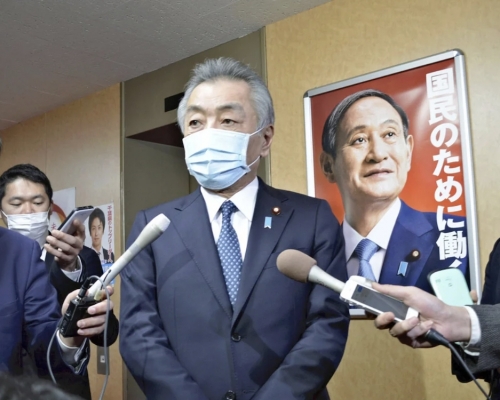 松本純及其餘兩人提出離黨。網圖