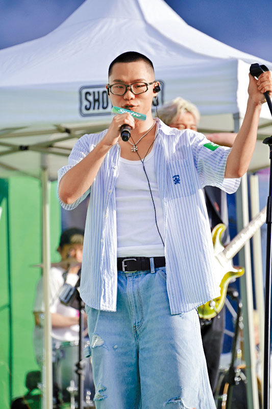 湯令山昨日舉行戶外音樂會。