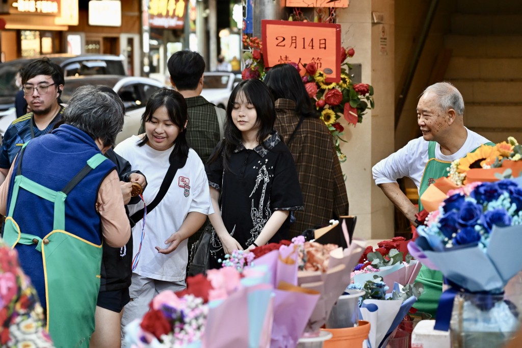 剛過去的情人節、年廿八及農曆新年除夕（2月14日至16日），廣東沿岸風勢微弱，陽光充沛，天氣相當溫暖。